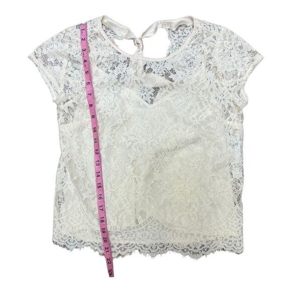 NWT Abercrombie & Fitch Cream Lace Blouse Sz XS Feminine Sheer Layered Tie Back - Picture 3 of 7